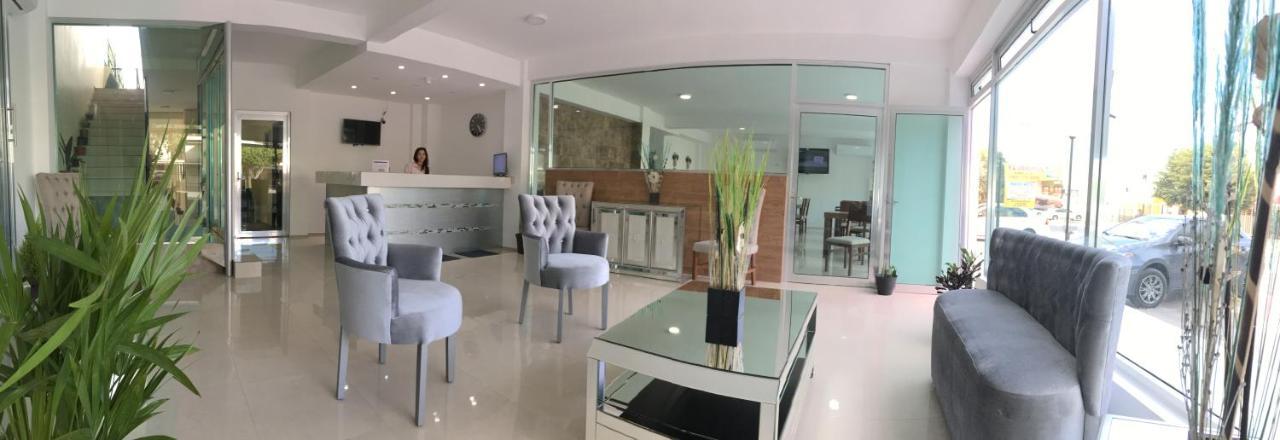 Hotel La Jolla 로스모치스 외부 사진